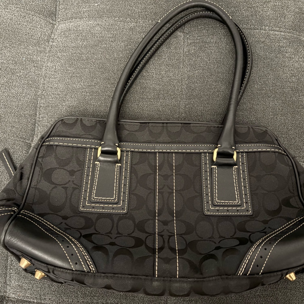 Women’s Coach Handbag